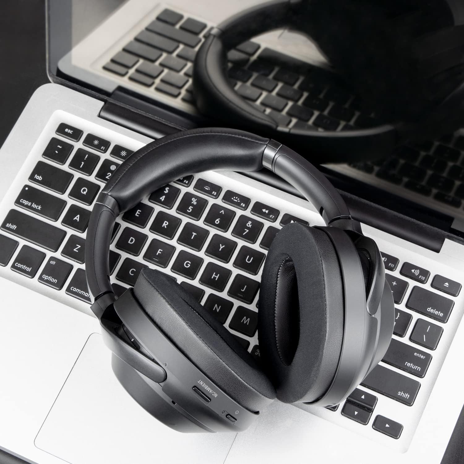 CS Upgraded Replacement Cooling Gel Ear Pad Cushions for Sony WH-1000XM4 Headphones - CentralSound